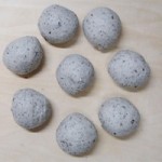GOPANの黒ごま白あんお米パン
