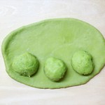 ホシノ天然酵母の抹茶枝豆あんパン
