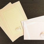 4-9 「お気に入りの写真がワンポイントのかわいい封筒」とペアの便せん