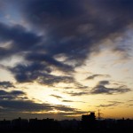雨上がりの夕暮れ