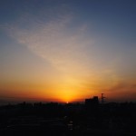 連休中日の日の入り