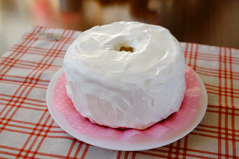 太白ごま油のホワイトシフォンケーキ